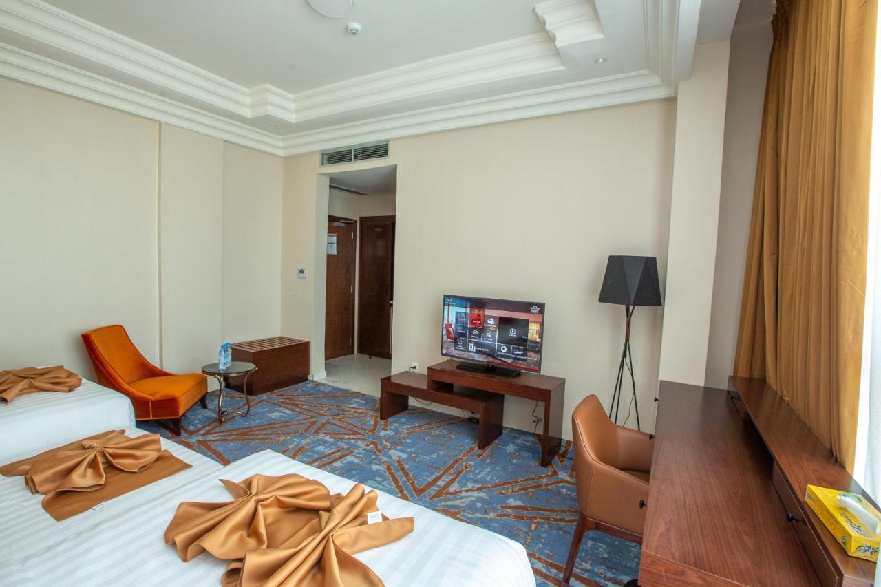 Hotel Fleur De Lys Point E Dakar Exterior photo