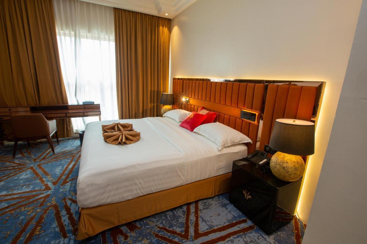 Hotel Fleur De Lys Point E Dakar Exterior photo